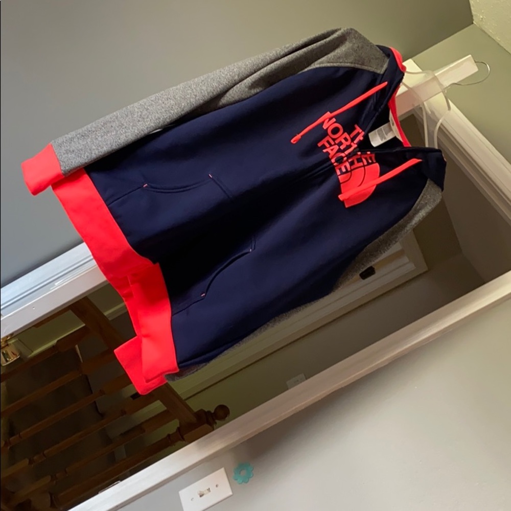 COPY - Northface zip up.